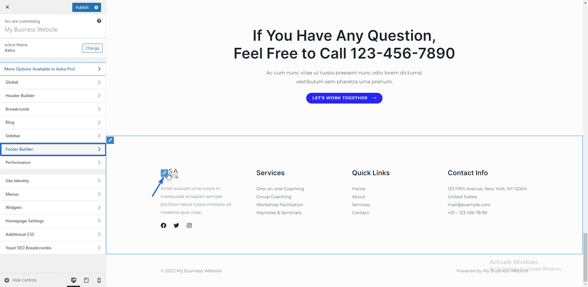 Add and edit elements to website's footer